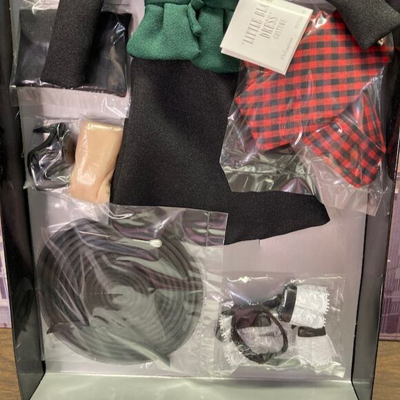 Y2K Ashton-Drake 15.5" Gene Marshall LITTLE BLACK DRESS OF #93328 (2000) NRFB - Picture 4 of 4